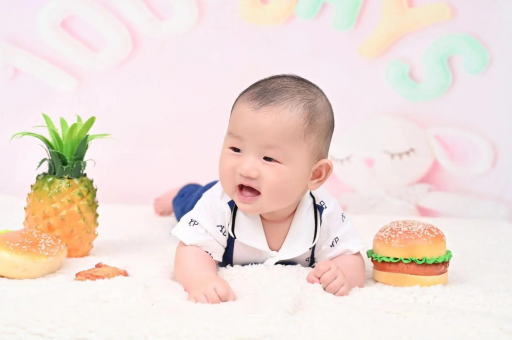 大丰八个月宝宝打嗝 大丰八个月宝宝打嗝